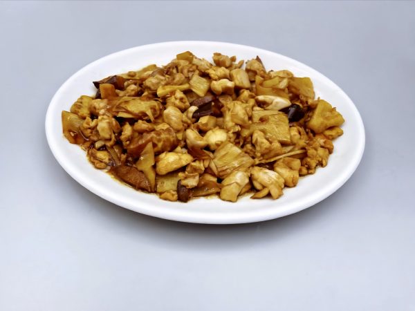 74. Pollo con bambú y setas chinas