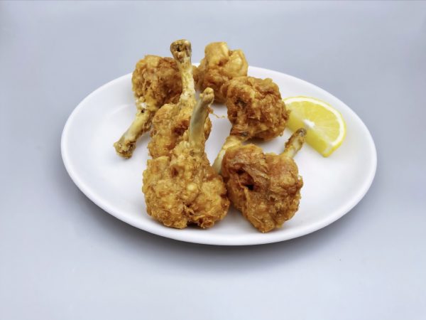 80. Bolitas de pollo fritas 6Ud